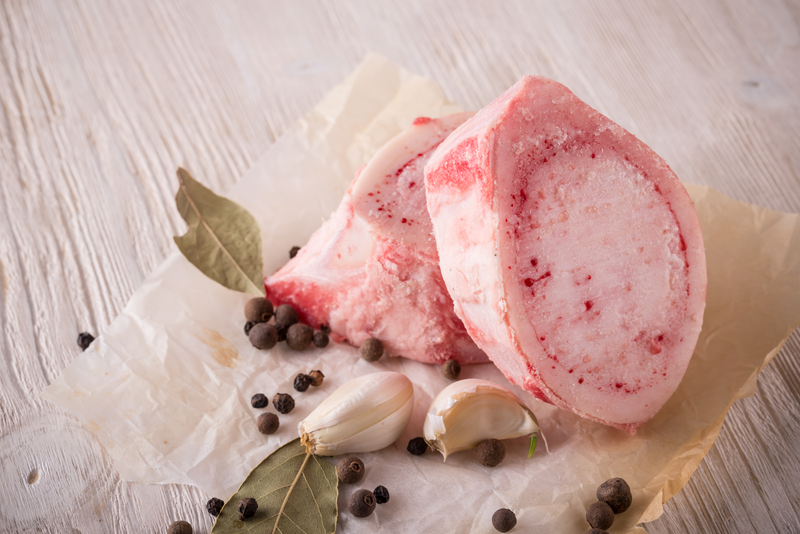 Unos buenos ingredientes y tiempo para cocinarlos, la clave de un buen caldo.